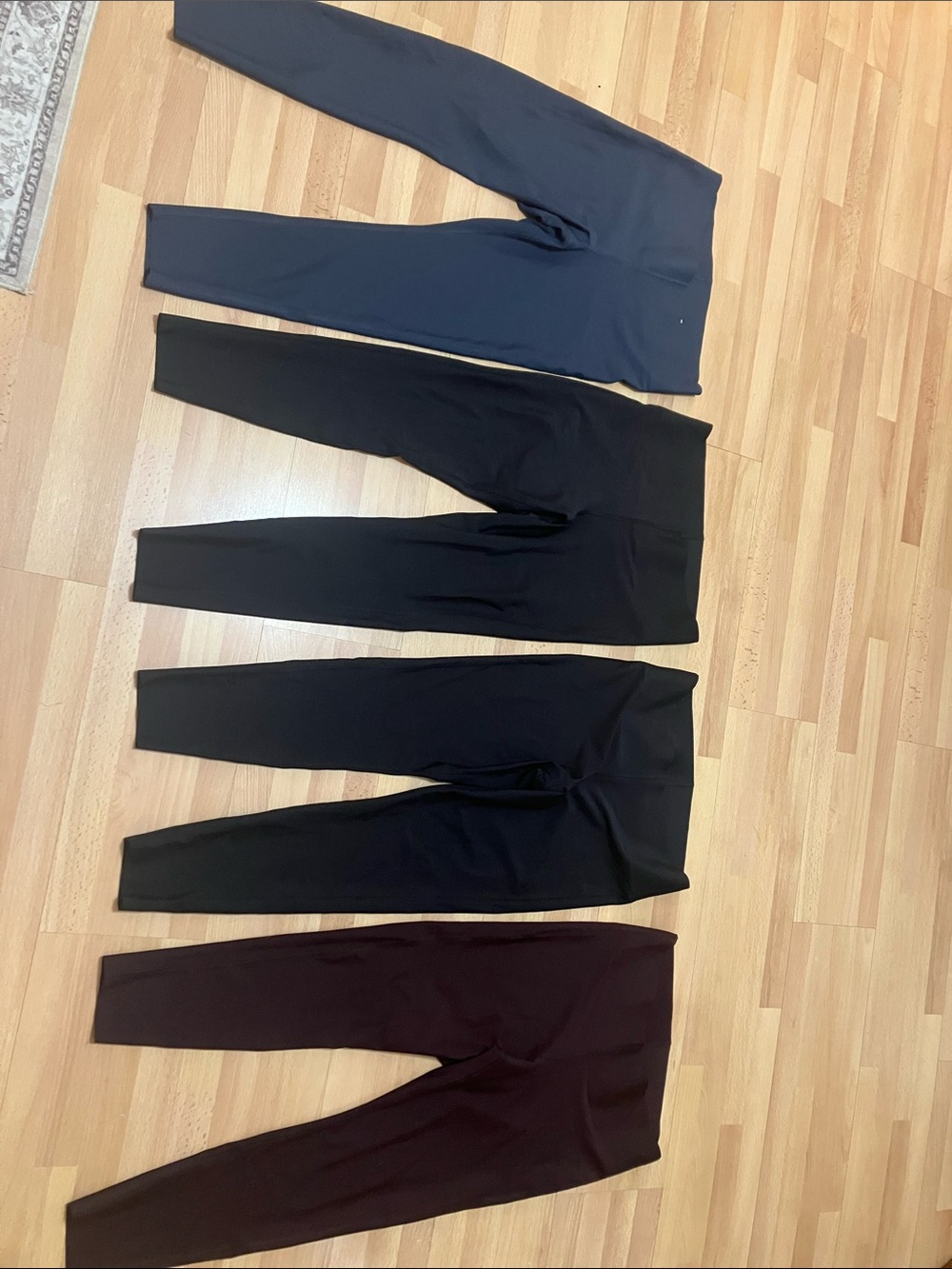4 pairs go-dry leggings